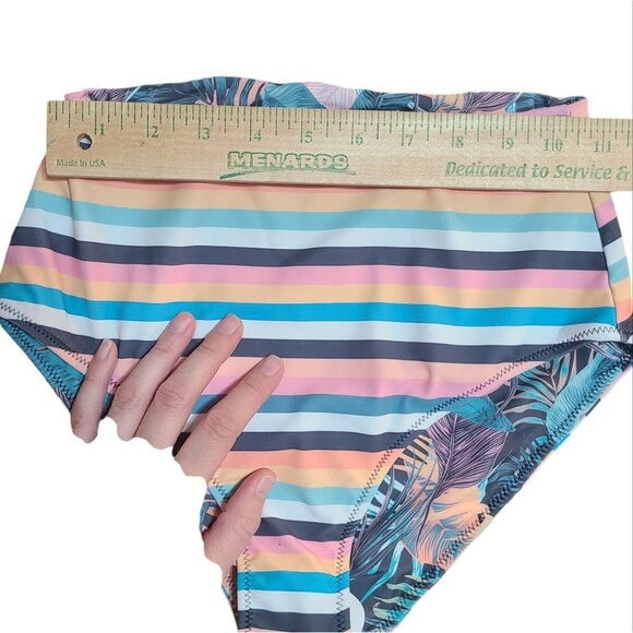 NWT Womens 2 pc Bikini Set Size Med - Picture 4 of 12